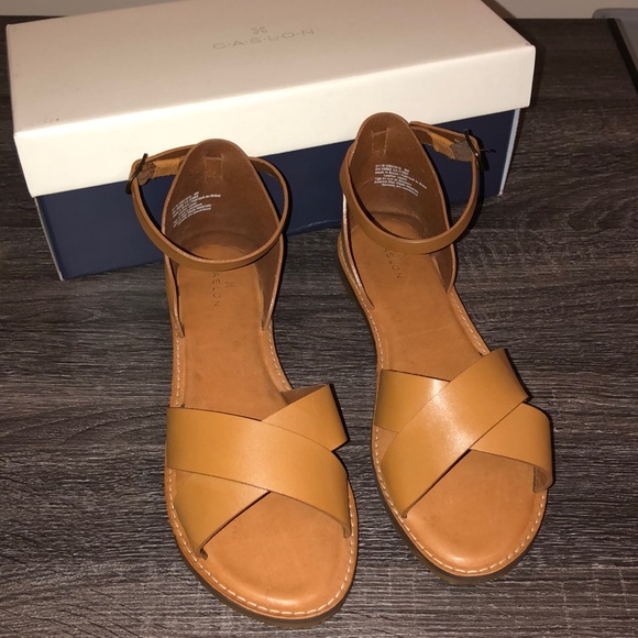 caslon oliver sandal